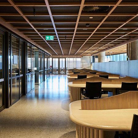 Ibis Styles Melbourne Airport Hotel Bagian luar foto