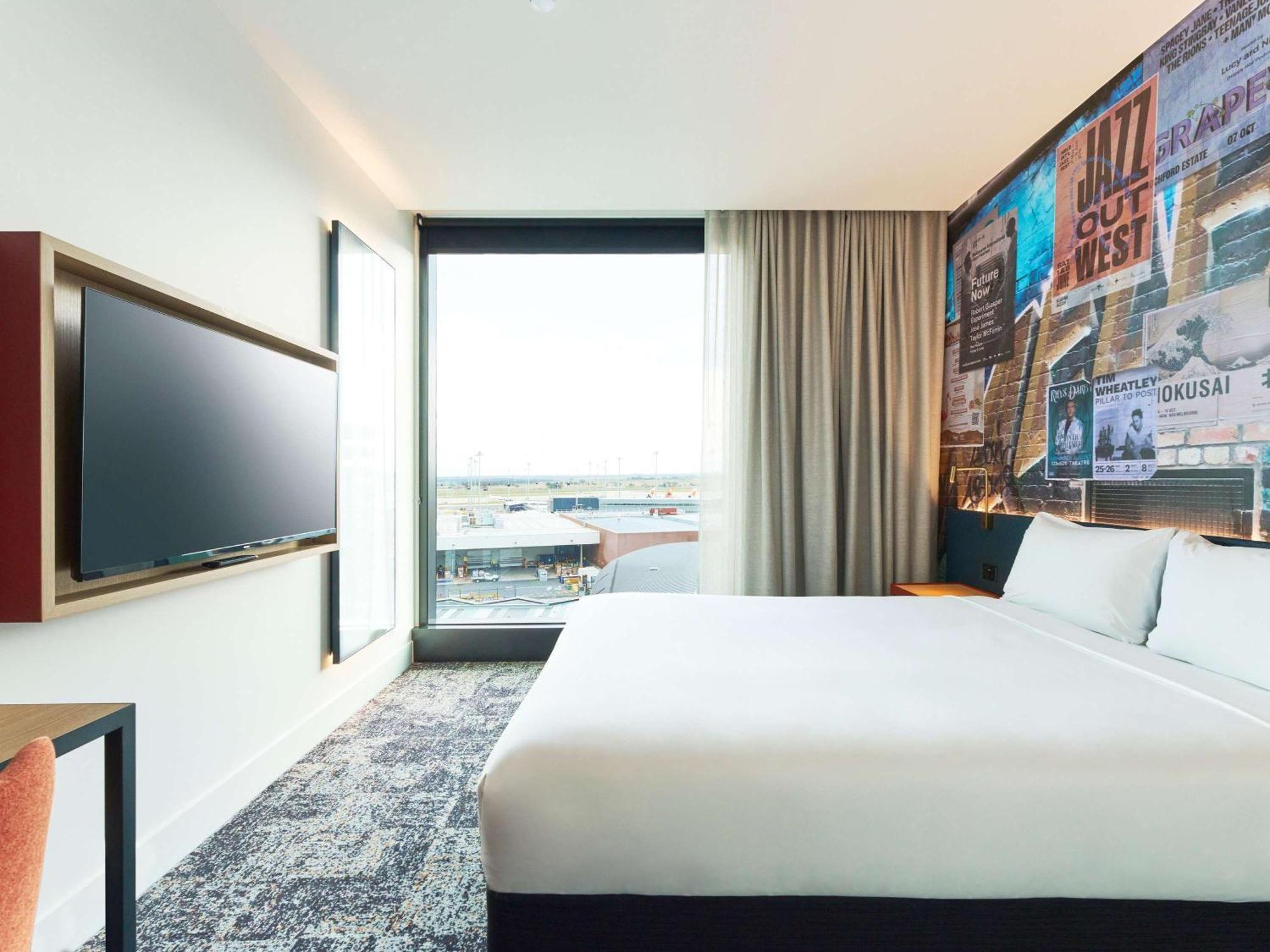 Ibis Styles Melbourne Airport Hotel Bagian luar foto