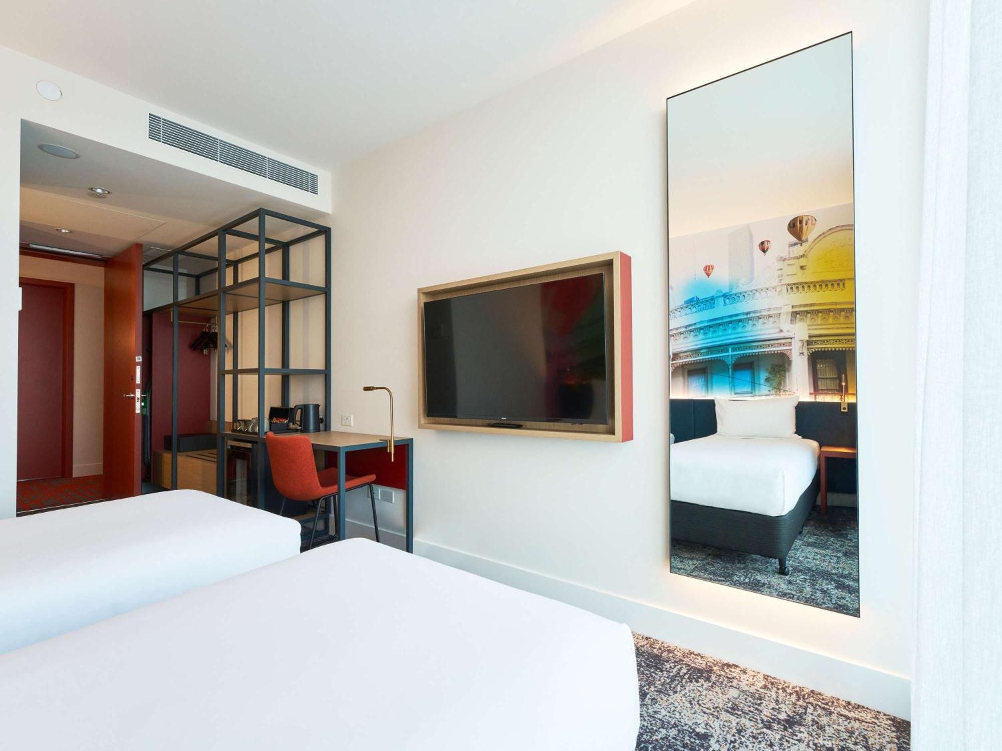 Ibis Styles Melbourne Airport Hotel Bagian luar foto