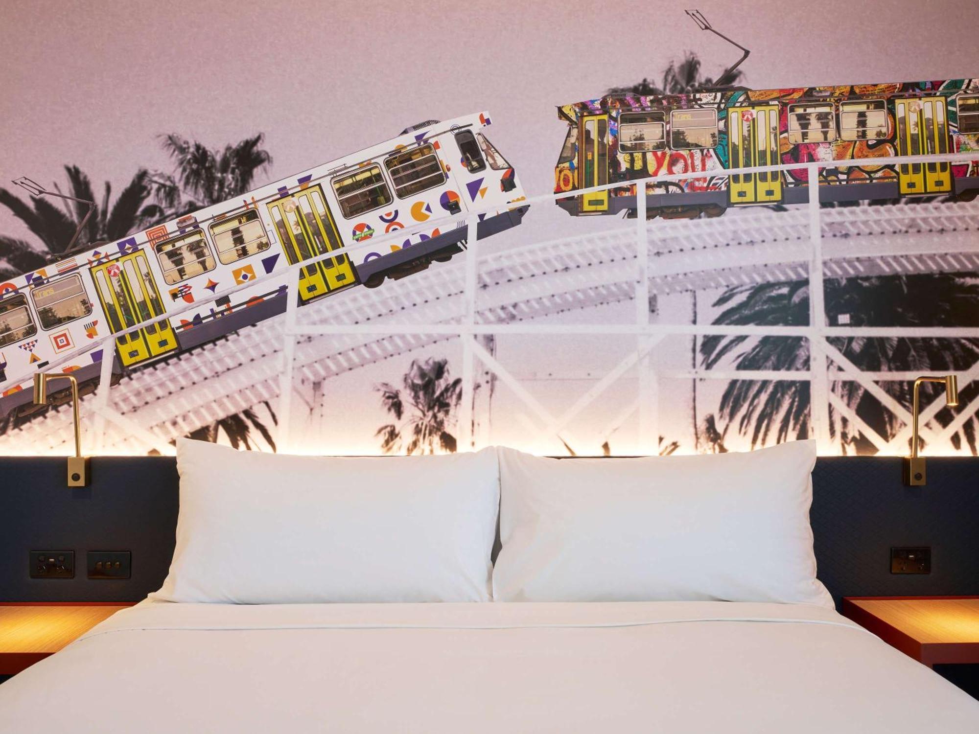 Ibis Styles Melbourne Airport Hotel Bagian luar foto