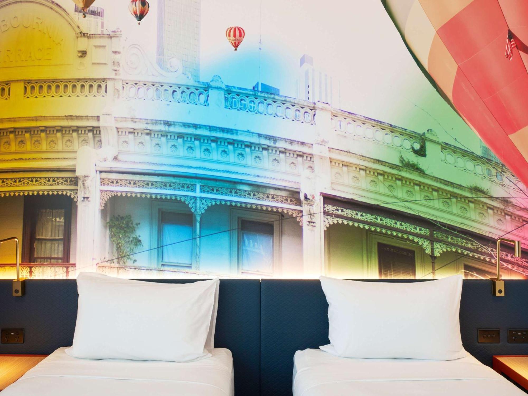 Ibis Styles Melbourne Airport Hotel Bagian luar foto