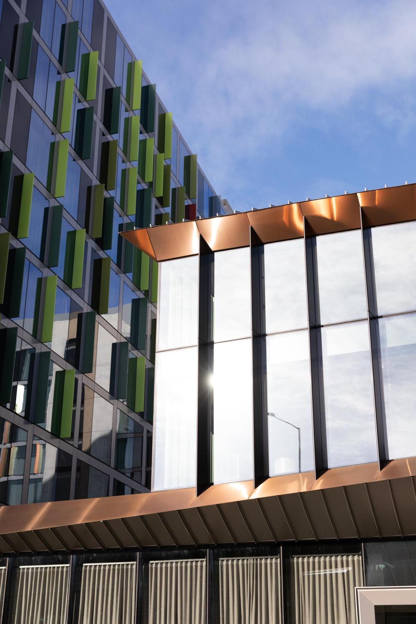 Ibis Styles Melbourne Airport Hotel Bagian luar foto